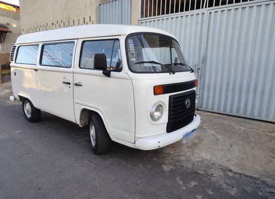 VOLKSWAGEN KOMBI 1.4 MI STD LOTAÇÃO 8V FLEX 3P MANUAL VOLKSWAGEN KOMBI 1.4 MI STD LOTAÇÃO 8V FLEX 3P MANUAL